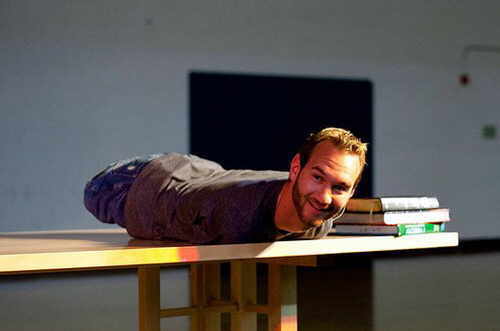 nick-vujicic-sin-brazos-03