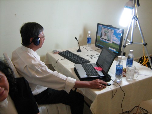 H1-Trß¦ú lß+¥i trß+¦c tuyß¦+n qua skype v+á video chat