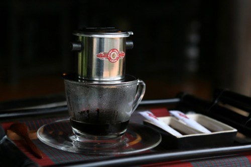 Những tách cà phê