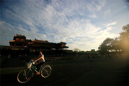 Đây trăng Vỹ Dạ