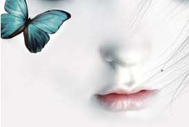 Mây trắng còn say