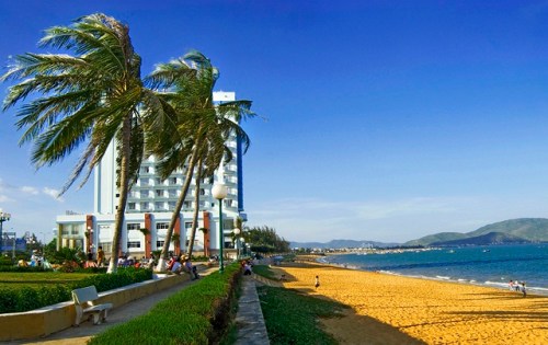 bien-quy-nhon-letstour